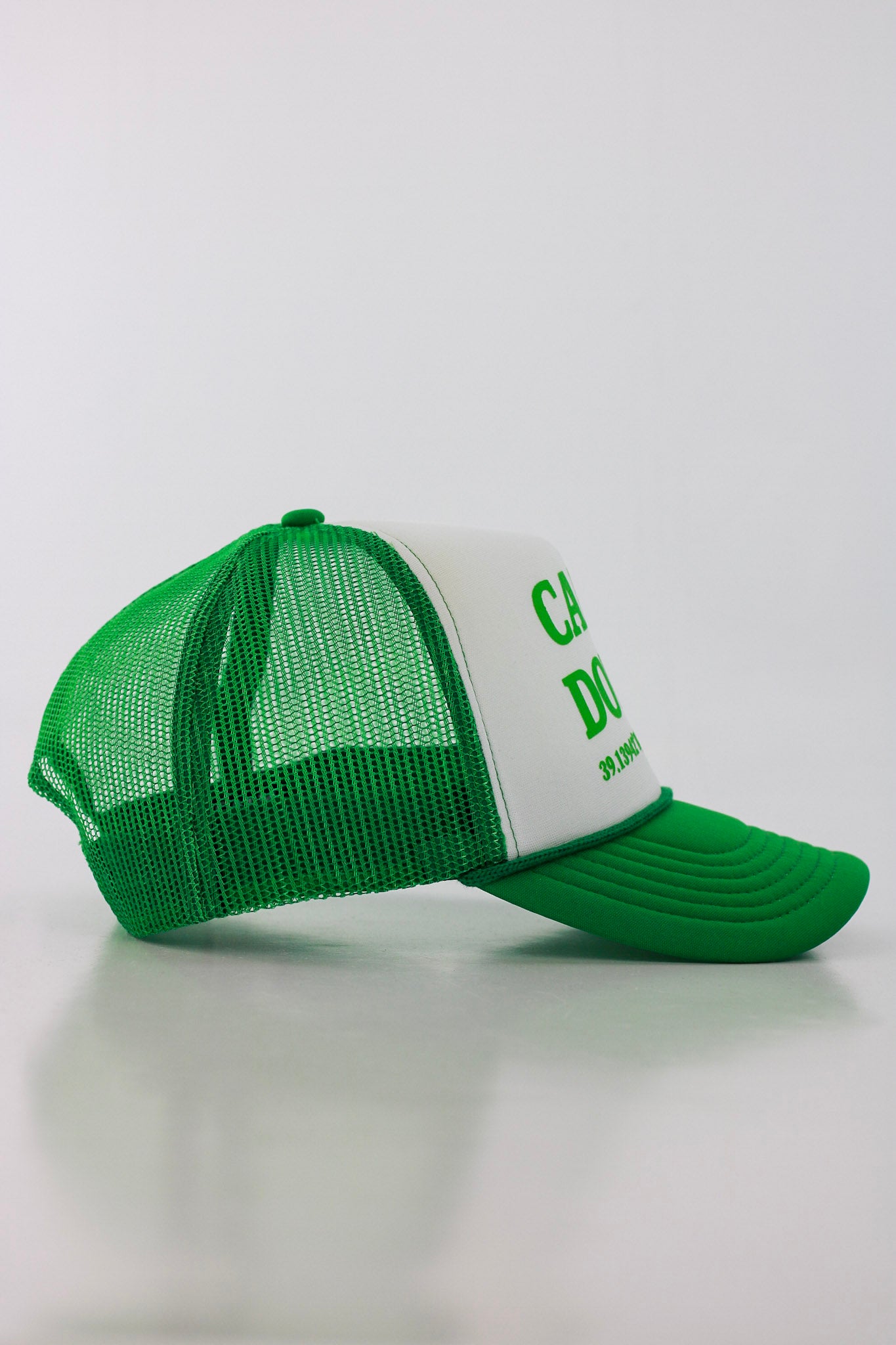 CALM DOWN HAT: GREEN, WHITE, GREEN